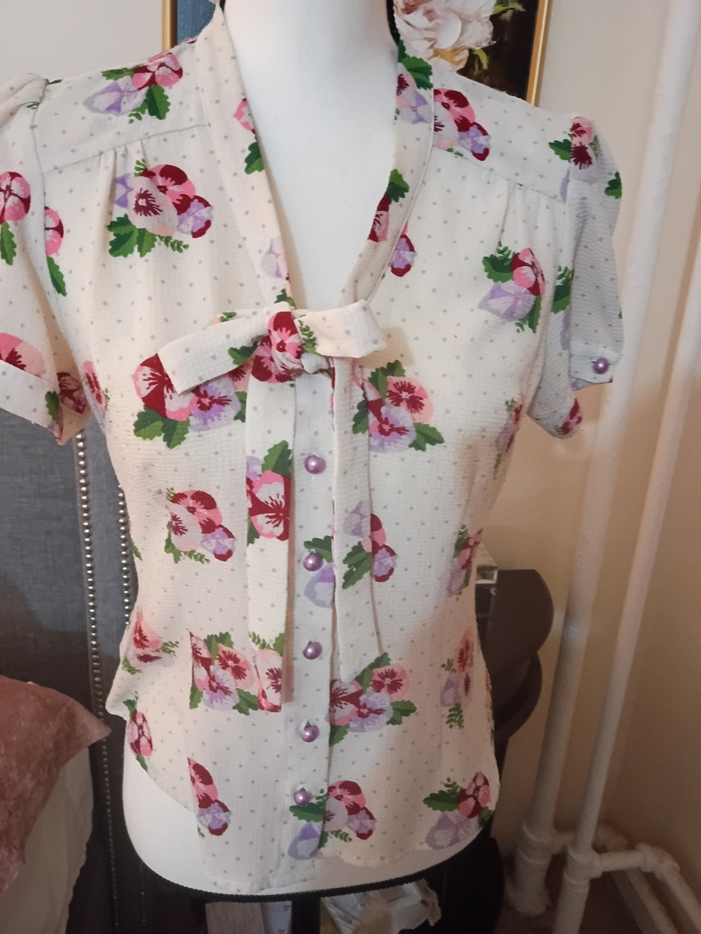 Collectif Cream Floral Tie-Neck Short Sleeve Blouse